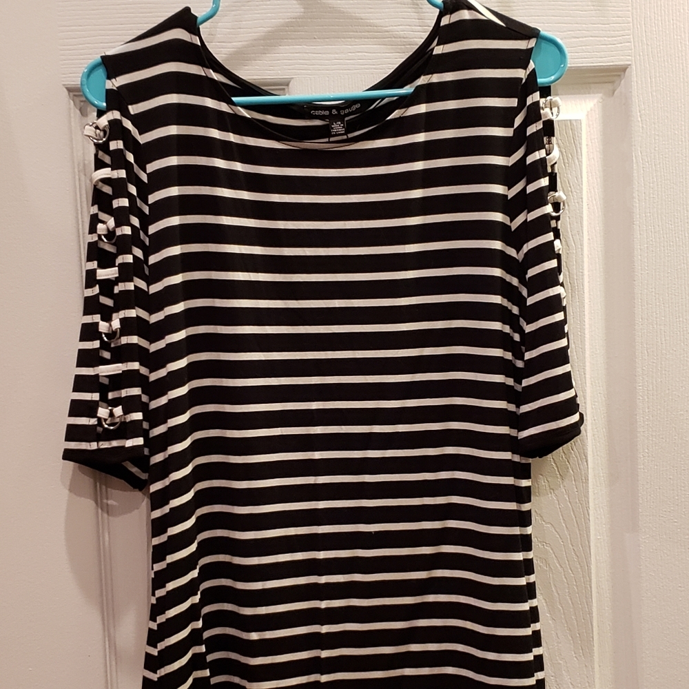 Half sleeve top